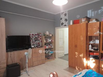 Eladó családi ház - 6771 Szeged