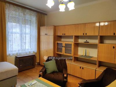 Kiadó lakás - 6722 Szeged