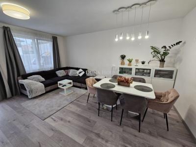 Eladó ikerház - 1188 Budapest, XVIII. kerület , Nagykőrösi út