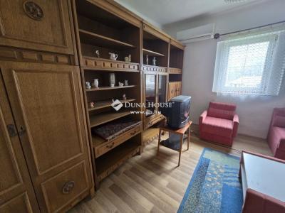 Eladó házrész - 7628 Pécs, Baltika utca