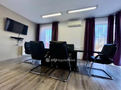Eladó családi ház - 4028 Debrecen
