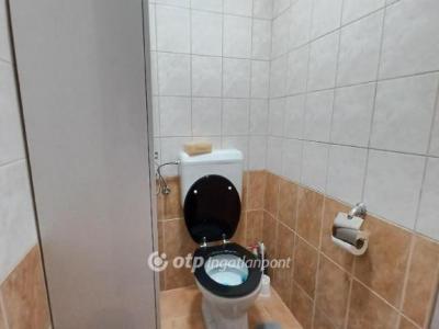 Eladó családi ház - 3300 Eger