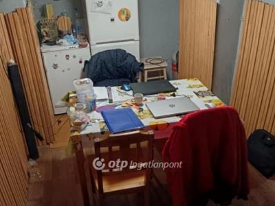 Eladó családi ház - 5430 Tiszaföldvár