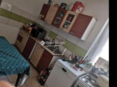 Eladó házrész - 2200 Monor
