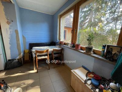 Eladó családi ház - 2092 Budakeszi