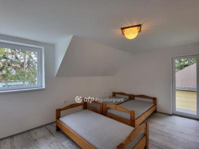 Eladó családi ház - 8600 Siófok