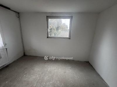 Eladó családi ház - 4251 Hajdúsámson