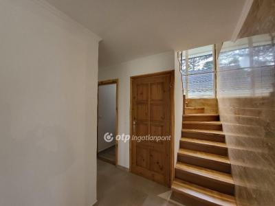 Eladó családi ház - 8600 Siófok