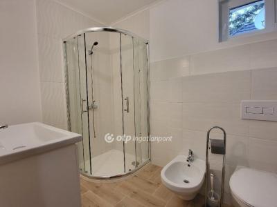 Eladó családi ház - 8600 Siófok