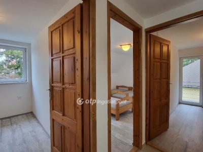 Eladó családi ház - 8600 Siófok