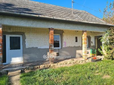 Eladó családi ház - 4060 Balmazújváros
