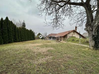 Eladó családi ház - 7761 Kozármisleny