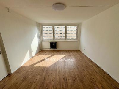 Eladó lakás - 1144 Budapest, XIV. kerület , Bazsarózsa utca