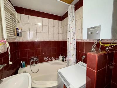 Eladó házrész - 4028 Debrecen