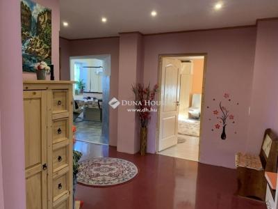 Eladó családi ház - 2162 Őrbottyán