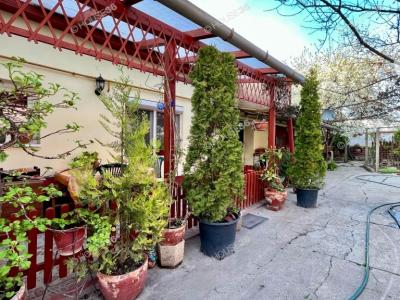 Eladó családi ház - 6000 Kecskemét