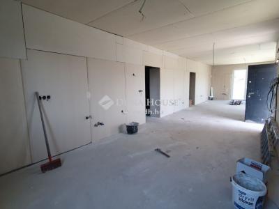 Eladó családi ház - 2243 Kóka