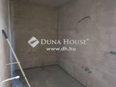 Eladó családi ház - 2243 Kóka