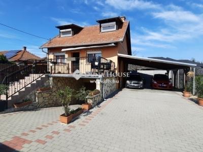 Eladó családi ház - 2225 Üllő