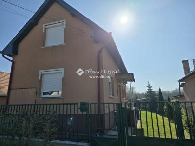 Eladó családi ház - 2212 Csévharaszt
