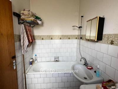 Eladó családi ház - 4034 Debrecen