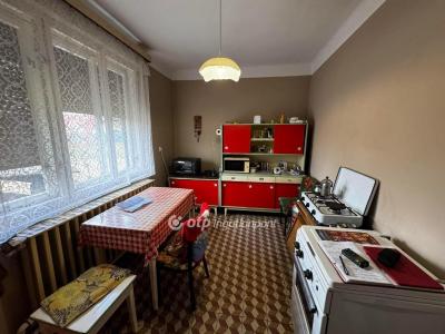 Eladó családi ház - 4034 Debrecen