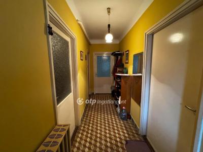 Eladó családi ház - 4034 Debrecen