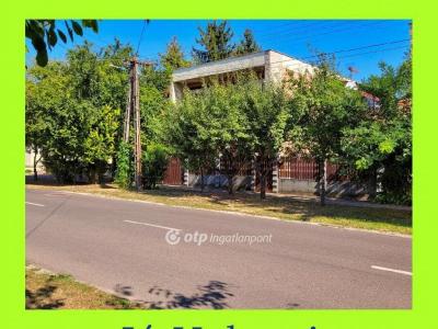 Eladó családi ház - 4060 Balmazújváros
