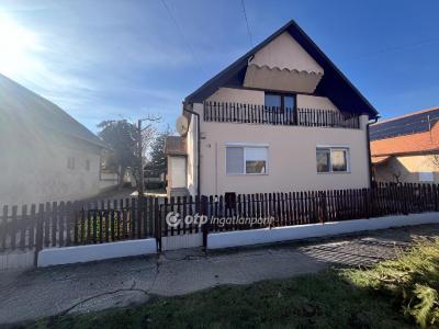 Eladó családi ház - 4100 Berettyóújfalu