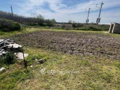 Eladó lakóövezeti telek - 2765 Farmos, Petőfi Sándor utca