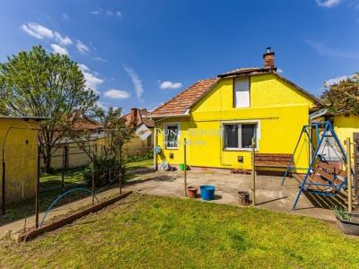 Eladó családi ház - 2360 Gyál