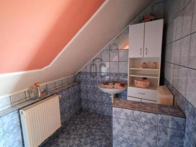 Eladó családi ház - 1164 Budapest, XVI. kerület , Begónia utca