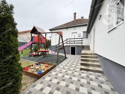 Eladó családi ház - 6000 Kecskemét