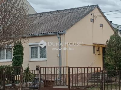 Eladó családi ház - 7632 Pécs, Móra Ferenc utca