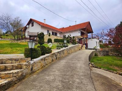 Eladó családi ház - 7711 Bár, Szőlőhegy