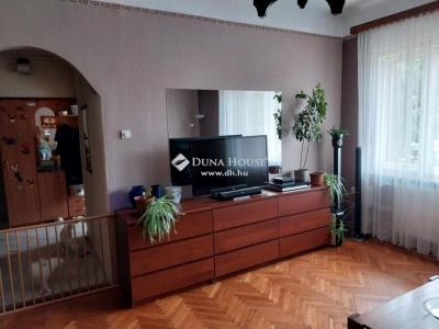 Eladó családi ház - 2220 Vecsés