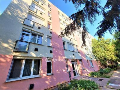 Eladó lakás - 5000 Szolnok