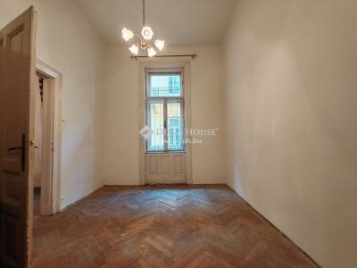 Eladó lakás - 1068 Budapest, VI. kerület , Szófia utca