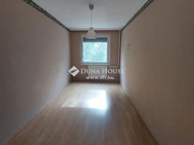 Eladó lakás - 2800 Tatabánya, Sárberki lakótelep