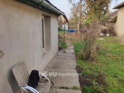Eladó családi ház - 5430 Tiszaföldvár, Damjanich út