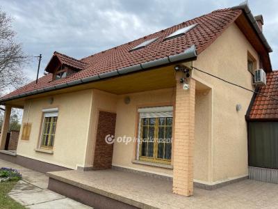 Eladó családi ház - 5661 Újkígyós