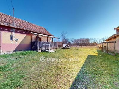 Eladó családi ház - 4254 Nyíradony