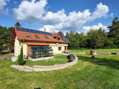 Eladó családi ház - 2092 Budakeszi