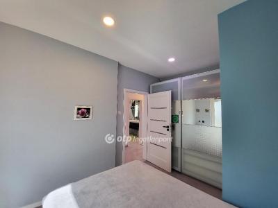 Eladó családi ház - 8600 Siófok