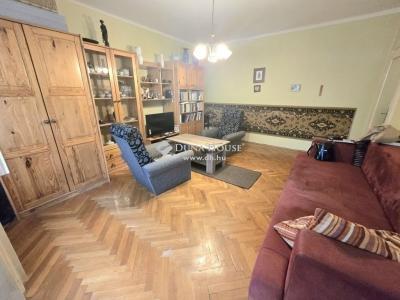 Eladó lakás - 7623 Pécs, Athinay utca