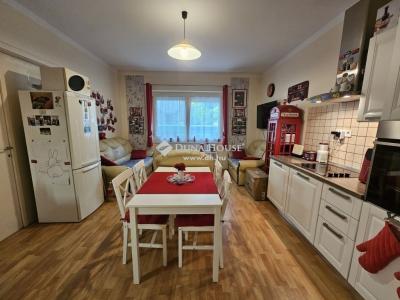 Eladó lakás - 7623 Pécs, Szabadság utca