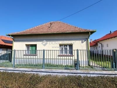 Eladó családi ház - 2314 Halásztelek