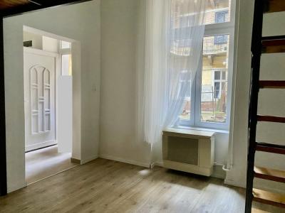 Eladó lakás - 1081 Budapest, VIII. kerület , Fecske utca
