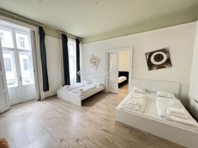 Eladó lakás - 1067 Budapest, VI. kerület , Eötvös utca