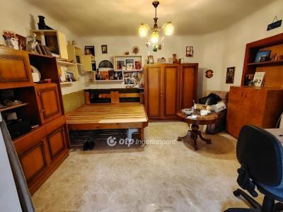 Eladó családi ház - 7624 Pécs